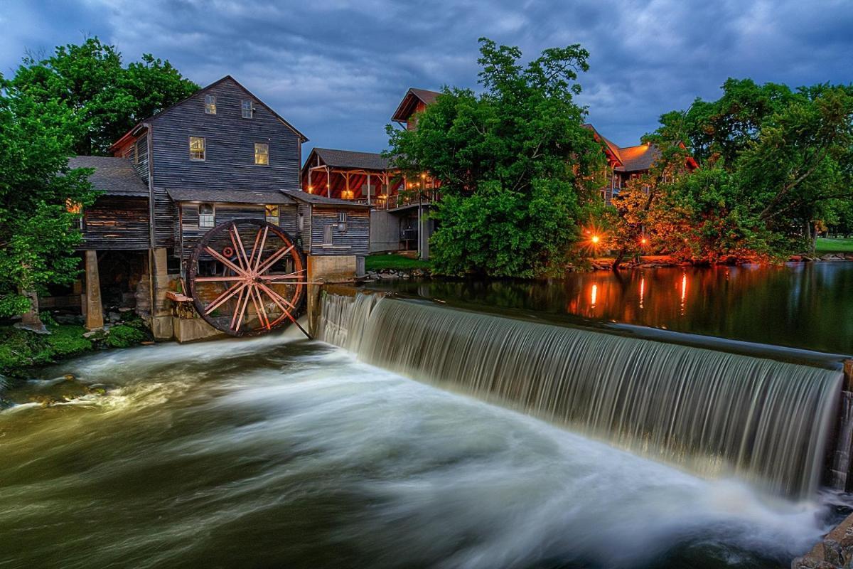 Wilderness Lodge, Hot Tub, Game Room, Pool Access, 1089 Free Tickets Each Paid Day, Dollywood And M Sevierville Εξωτερικό φωτογραφία