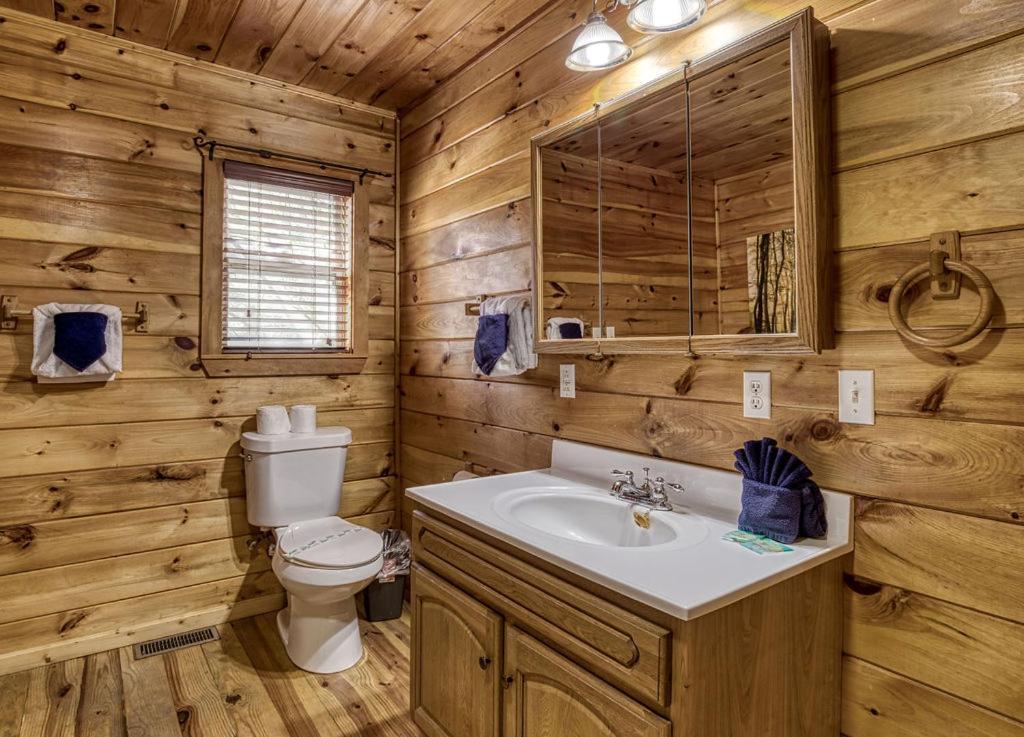 Wilderness Lodge, Hot Tub, Game Room, Pool Access, 1089 Free Tickets Each Paid Day, Dollywood And M Sevierville Εξωτερικό φωτογραφία