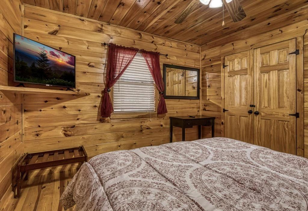 Wilderness Lodge, Hot Tub, Game Room, Pool Access, 1089 Free Tickets Each Paid Day, Dollywood And M Sevierville Εξωτερικό φωτογραφία