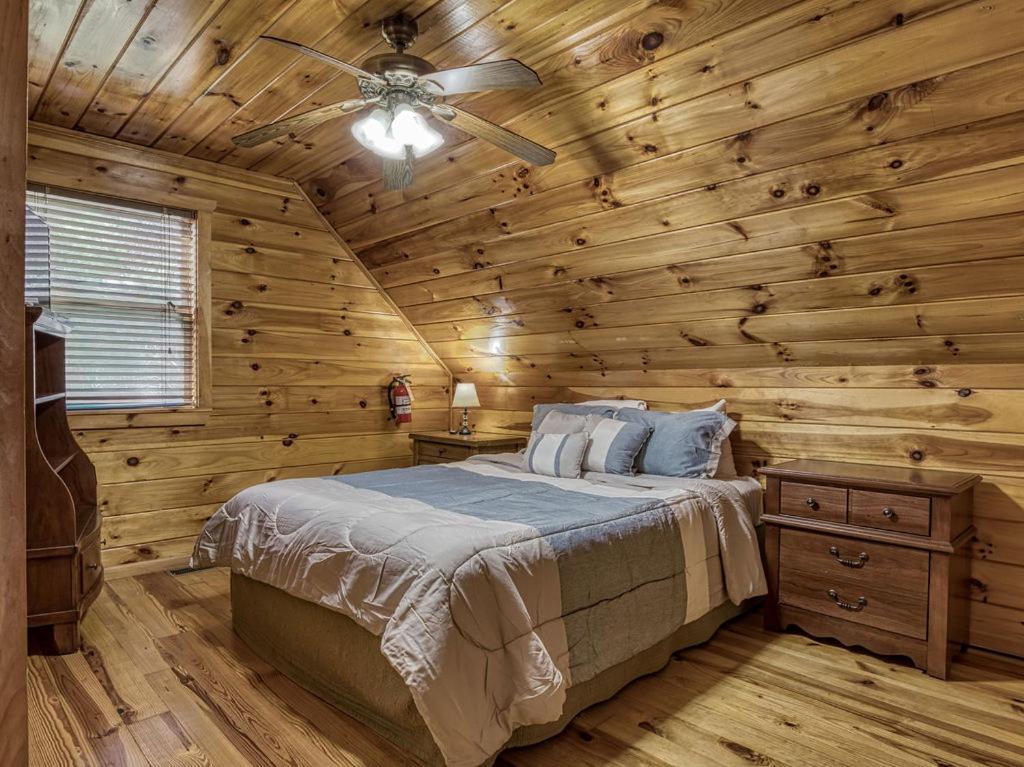 Wilderness Lodge, Hot Tub, Game Room, Pool Access, 1089 Free Tickets Each Paid Day, Dollywood And M Sevierville Εξωτερικό φωτογραφία